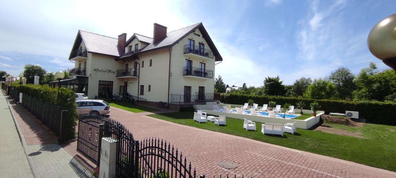 Pensjonat Spa Dolce Vita 尤斯托尼莫斯基 外观 照片