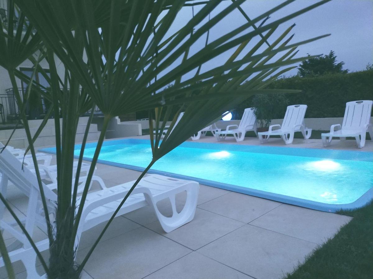 Pensjonat Spa Dolce Vita 尤斯托尼莫斯基 外观 照片